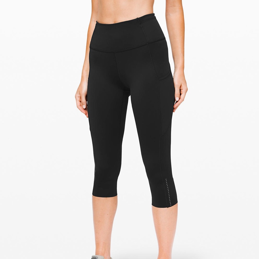 Lulu Lemon. Fast and Free Crop II 19" , Nulux